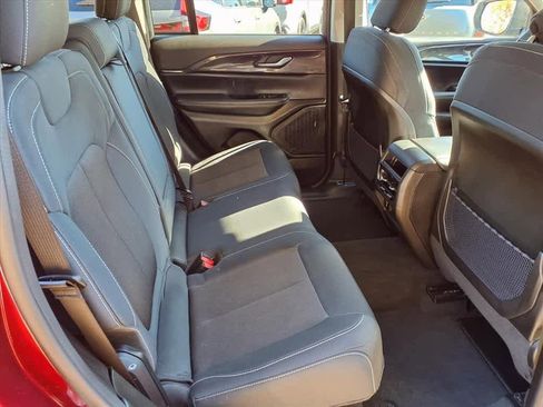 Used 2023 Jeep Grand Cherokee Laredo w/ Luxury Tech Group I image 13