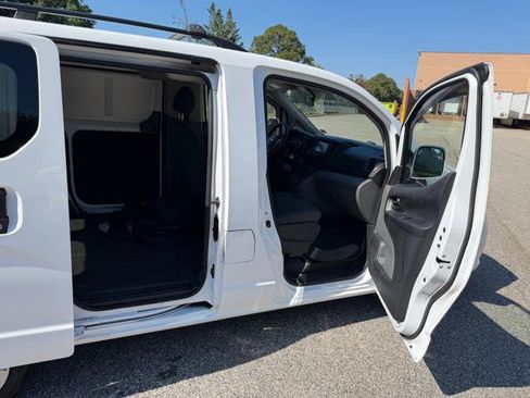 Used 2021 Nissan NV200 SV w/ Back Door Glass Package FWD image 18