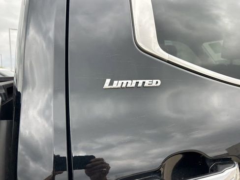 Used 2024 Toyota Tundra Limited image 4