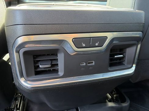 Used 2025 Chevrolet Silverado 1500 High Country w/ High Country Premium Package AWD/4WD image 10