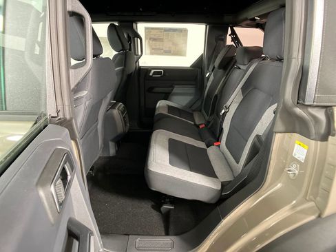 New 2025 Ford Bronco Base image 28