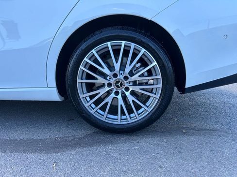 Used 2025 Mercedes-Benz CLA 250 4MATIC w/ Winter Package image 30