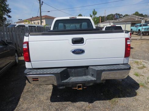 Used 2016 Ford F250 XL w/ Power Equipment Group AWD/4WD image 4