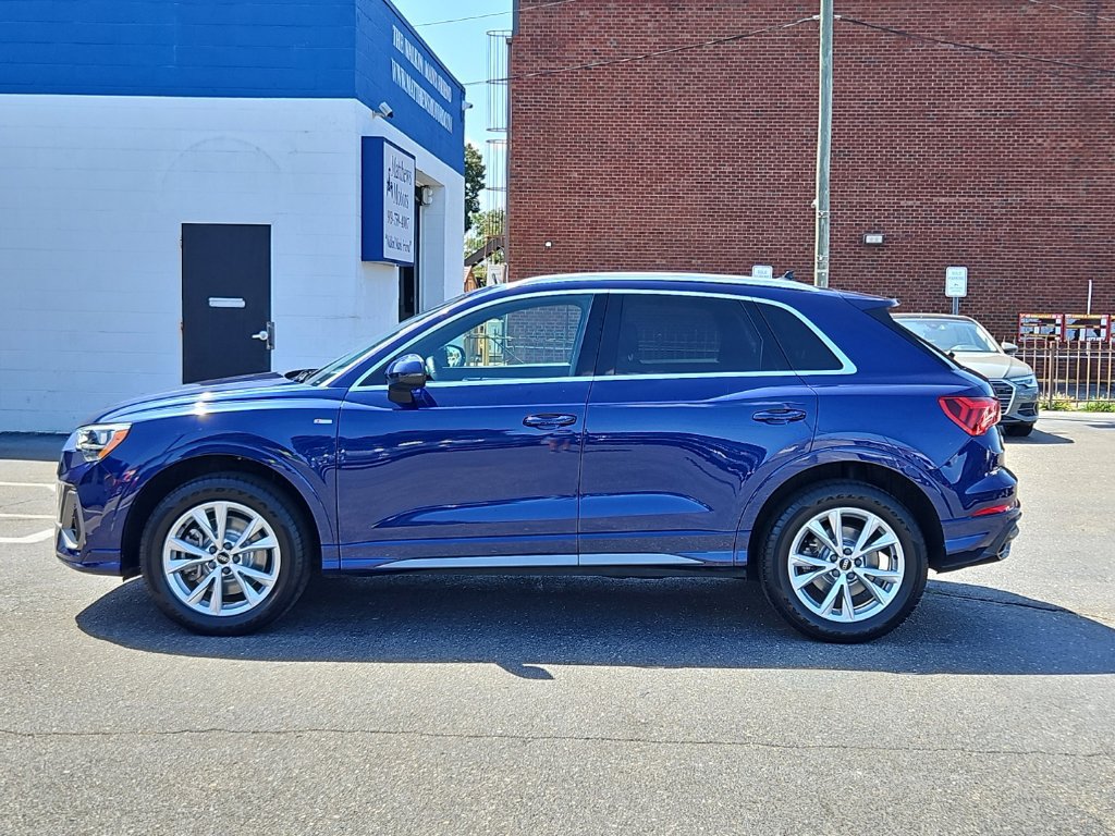 Used 2022 Audi Q3 2.0T Premium AWD/4WD image 4