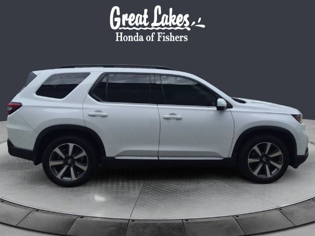 Used 2023 Honda Pilot Elite image 6