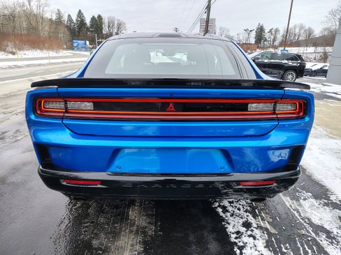 New 2026 Dodge Charger Daytona Scat Pack image 9