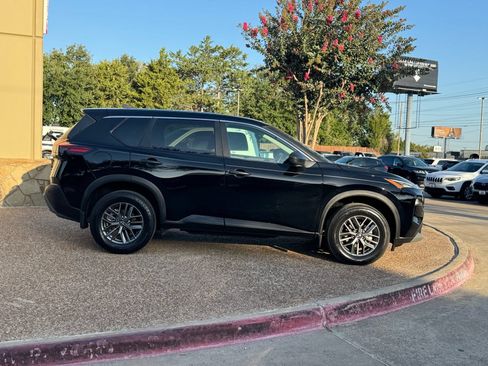 Used 2023 Nissan Rogue S FWD image 7