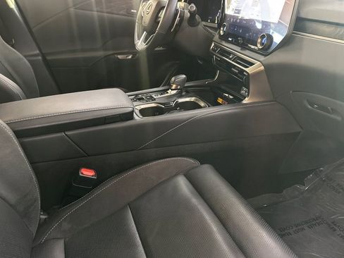 Used 2024 Lexus RX 350 AWD w/ Convenience Package image 15