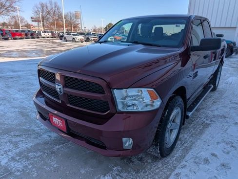 Used 2017 RAM 1500 Express image 33