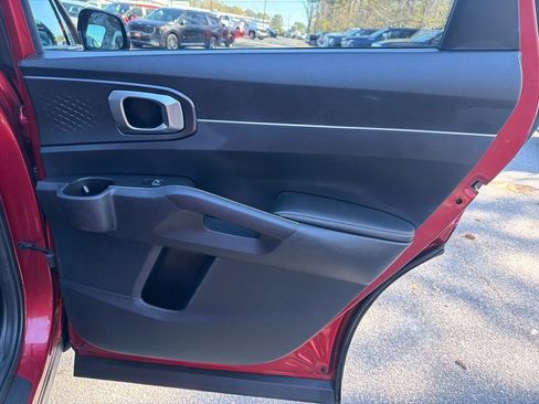 Certified 2023 Kia Sorento S w/ Panoramic Sunroof Package FWD image 29