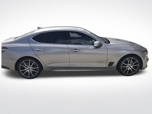 Used 2022 Genesis G70 3.3T image 7