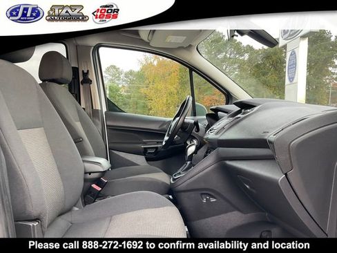 Used 2017 Ford Transit Connect XL image 9