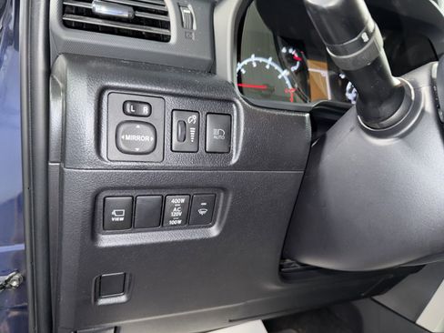 Used 2023 Toyota 4Runner SR5 Premium w/ Moonroof Package image 33