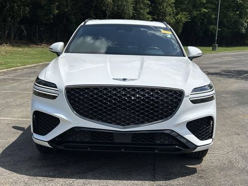 Used 2022 Genesis GV70 3.5T Sport w/ Cargo Package AWD/4WD image 2