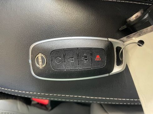 Certified 2024 Nissan Kicks SR w/ SR Premium Package FWD image 18