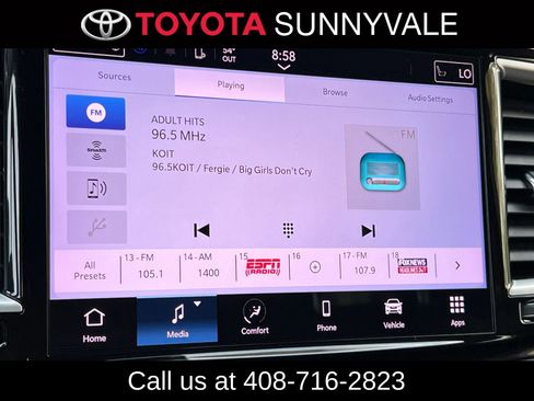 Used 2023 Chrysler Pacifica Touring-L image 23