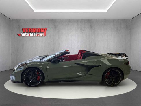 Used 2024 Chevrolet Corvette E-Ray w/ ZER Performance Package image 4