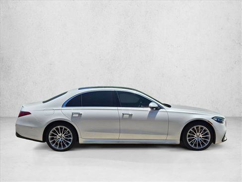 Used 2023 Mercedes-Benz S 500 4MATIC image 4