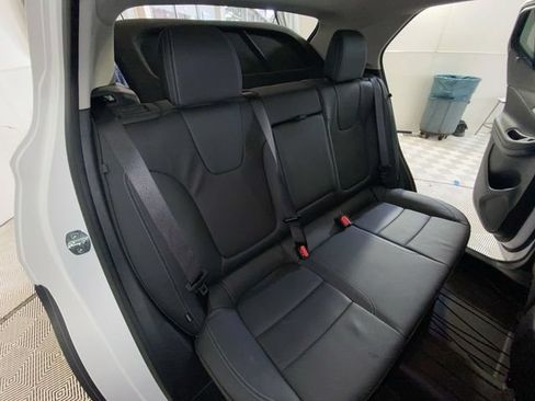 Used 2023 Buick Encore GX Essence w/ Experience Buick Package AWD/4WD image 10