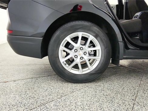 Used 2023 Chevrolet Equinox LT FWD image 13