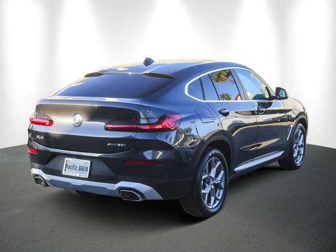 Used 2023 BMW X4 xDrive30i w/ Convenience Package image 6