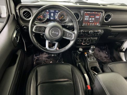 Used 2021 Jeep Wrangler Unlimited Sahara AWD/4WD image 22