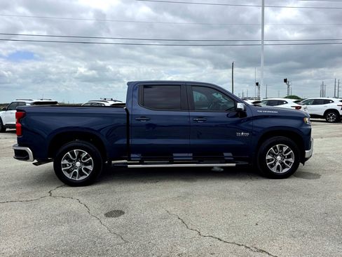 Used 2022 Chevrolet Silverado 1500 LT w/ Safety Package RWD image 5