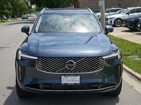 New 2026 Volvo XC90 T8 Ultra w/ Lounge Package AWD/4WD image 5