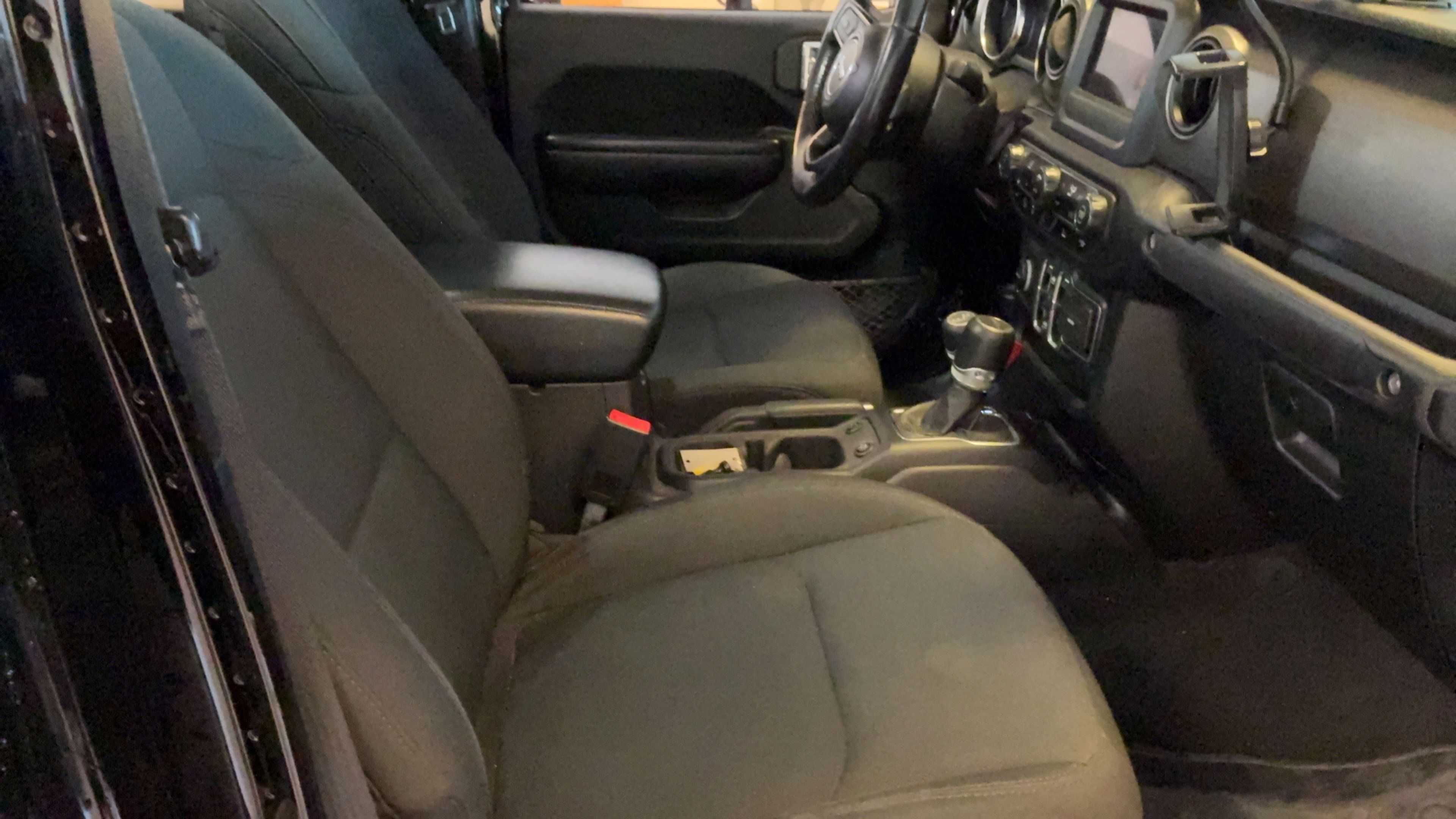 Used 2021 Jeep Gladiator Sport AWD/4WD image 37