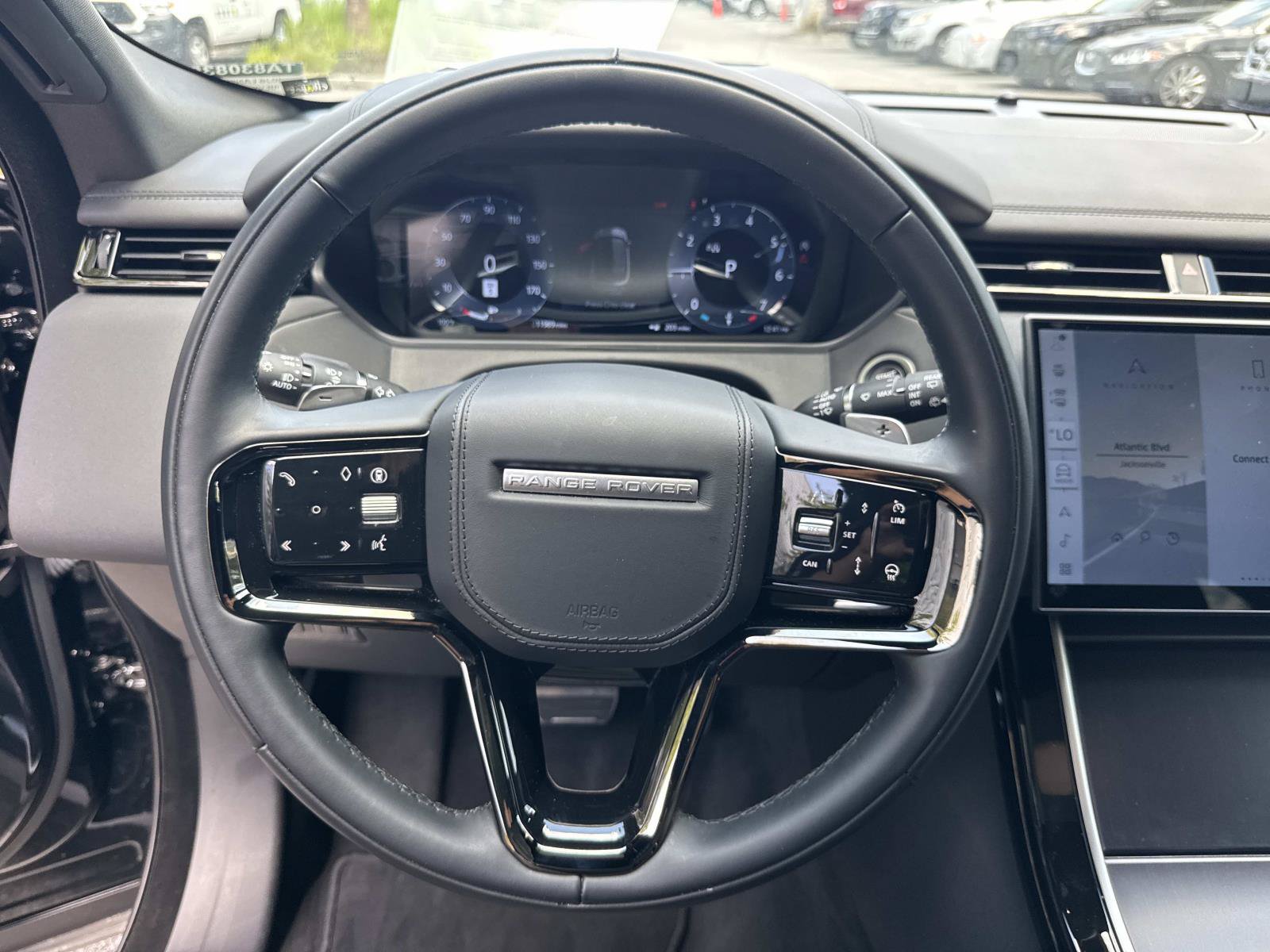 Used 2026 Land Rover Range Rover Velar Dynamic SE AWD/4WD image 28