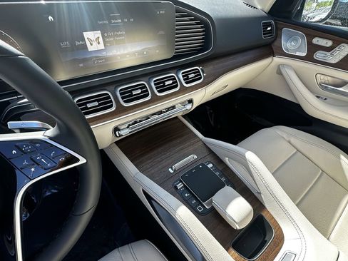 Certified 2026 Mercedes-Benz GLE 450 4MATIC image 31