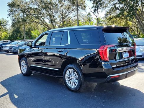 Certified 2024 GMC Yukon SLT w/ SLT Luxury Package image 3
