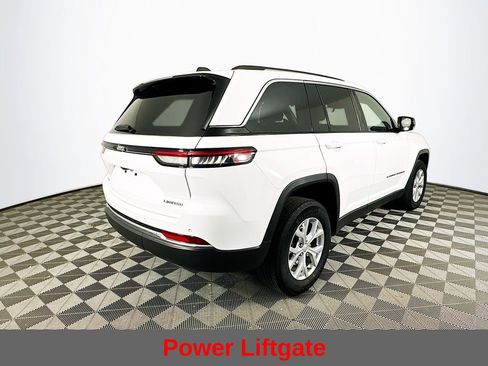 Used 2023 Jeep Grand Cherokee Limited AWD/4WD image 11