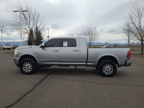 Used 2020 RAM 3500 Limited image 11