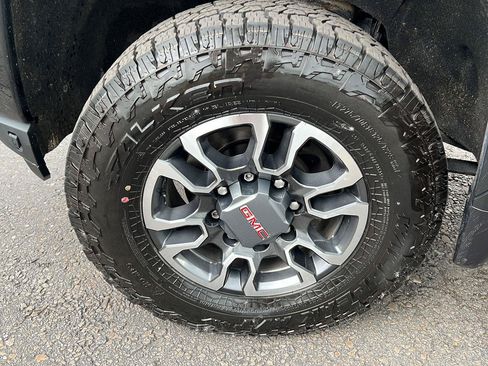 Used 2021 GMC Sierra 2500 AT4 w/ Gooseneck/5TH Wheel Package AWD/4WD image 23