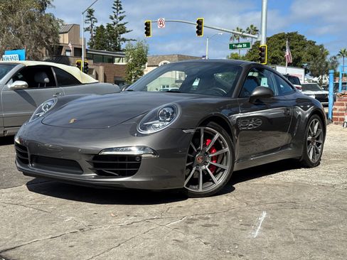 Used 2013 Porsche 911 Carrera S RWD image 2