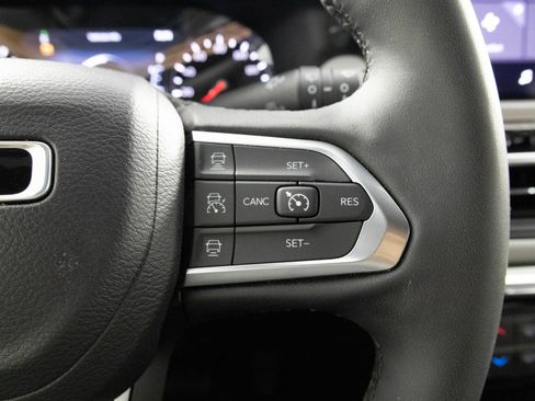 Used 2023 Jeep Compass Limited AWD/4WD image 27