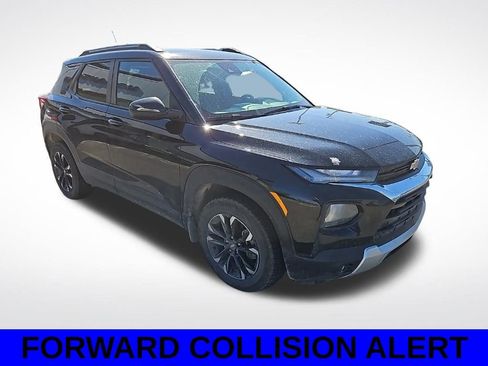 Used 2022 Chevrolet TrailBlazer LT image 3