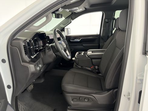 Certified 2025 GMC Sierra 1500 Elevation AWD/4WD image 6