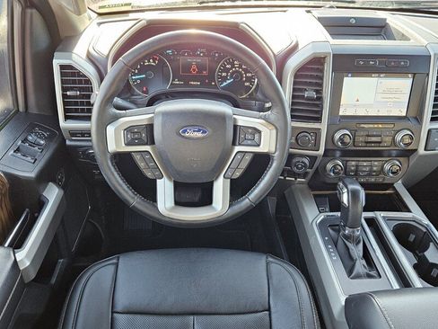 Used 2019 Ford F150 Lariat w/ Equipment Group 502A Luxury image 7