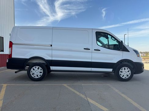New 2026 Ford Transit 150 Low Roof w/ Exterior Upgrade Package RWD image 4