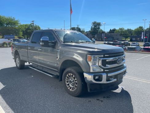 Used 2022 Ford F250 XLT w/ XLT Premium Package AWD/4WD image 7