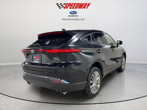 Used 2021 Toyota Venza XLE w/ Softex Package image 10