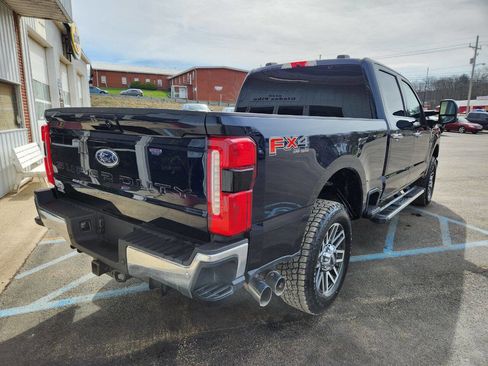 Used 2025 Ford F250 Lariat w/ Chrome Package image 8