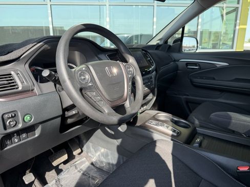 Used 2023 Honda Ridgeline Sport image 28