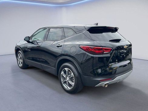 Used 2023 Chevrolet Blazer LT image 5