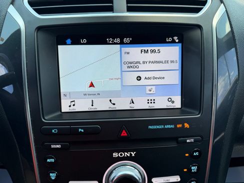 Used 2019 Ford Explorer Limited w/ Class III Trailer Tow Package FWD image 21