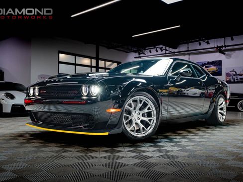 Used 2023 Dodge Challenger SRT Hellcat Redeye image 5