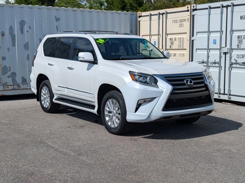 Used 2018 Lexus GX 460 Premium w/ Premium Package AWD/4WD image 2