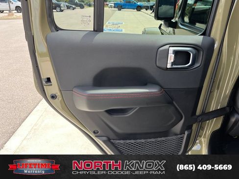 New 2026 Jeep Gladiator Rubicon AWD/4WD image 16